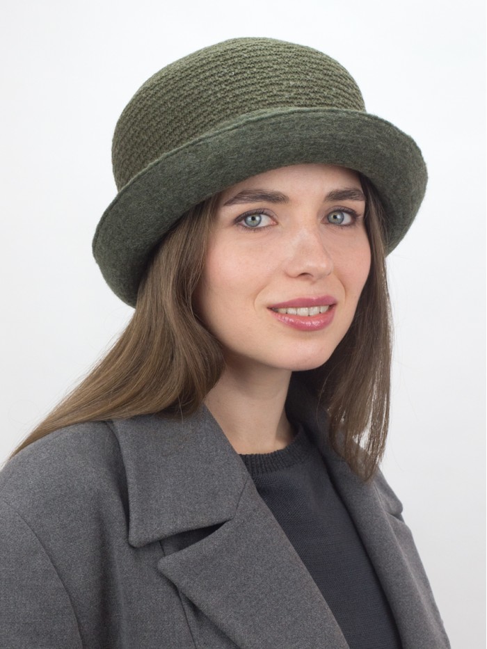 Уютная шляпа мягкой формы цвет болотный Д-144/45