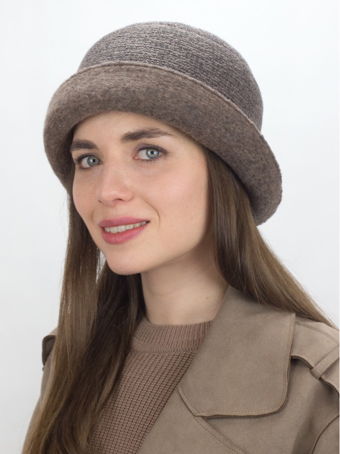 Уютная шляпа мягкой формы цвет кофейный Д-144/45