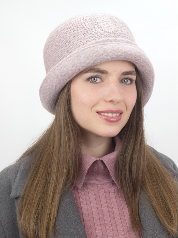 Уютная шляпа мягкой формы цвет пудровый Д-144/45