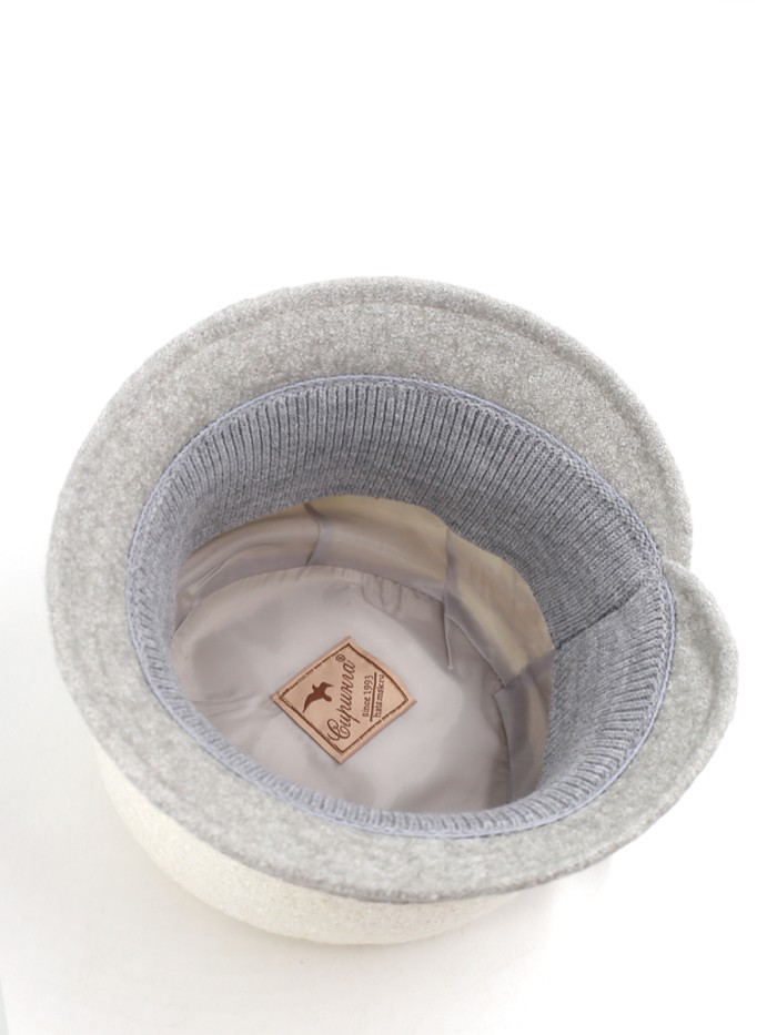 Комбинированная шляпа с элегантным декором молочного-серого цвета Д-251/2А