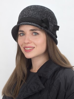 Элегантная шляпка с отделкой из замши цвет черный-молочный-серый Д-251/5А