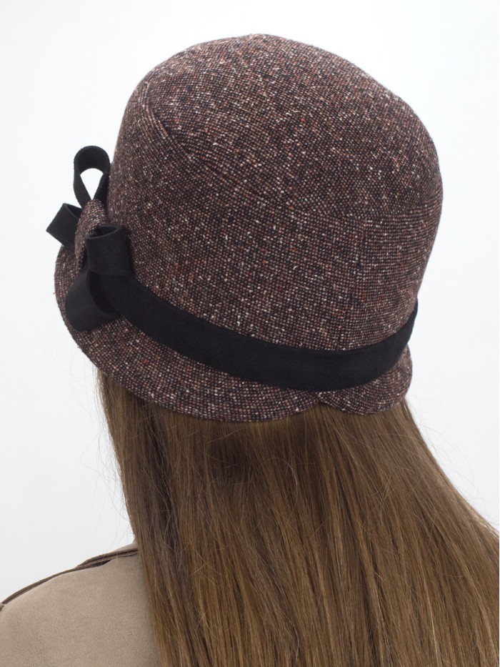 Элегантная шляпка с отделкой из замши цвет коричневый-черный Д-251/5А