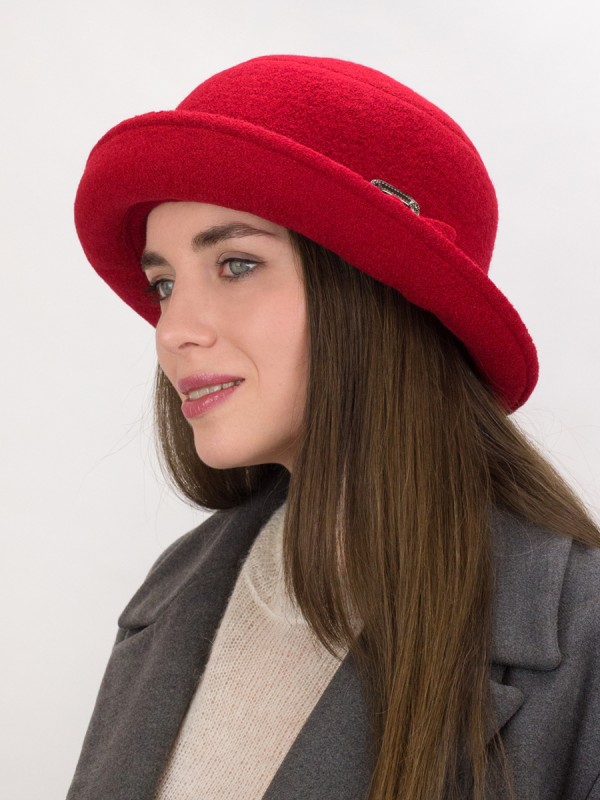 Оригинальная шляпа со стилизованным бантом цвет алый Д-254/3