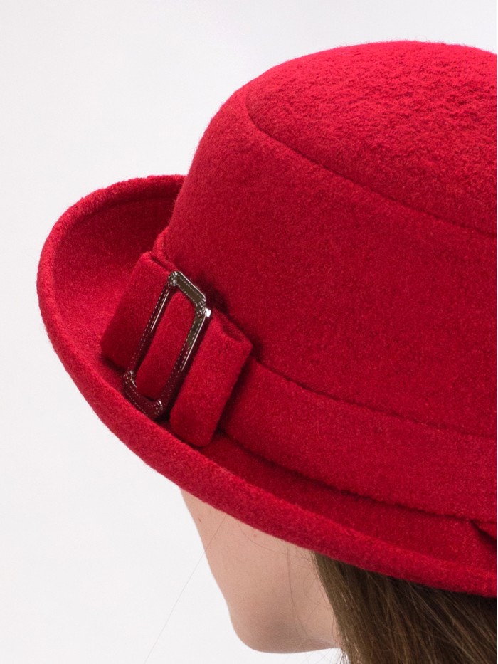 Оригинальная шляпа со стилизованным бантом цвет алый Д-254/3