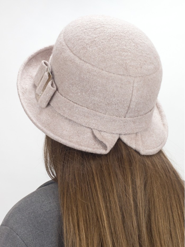 Оригинальная шляпа со стилизованным бантом цвет кофе со сливками Д-254/3