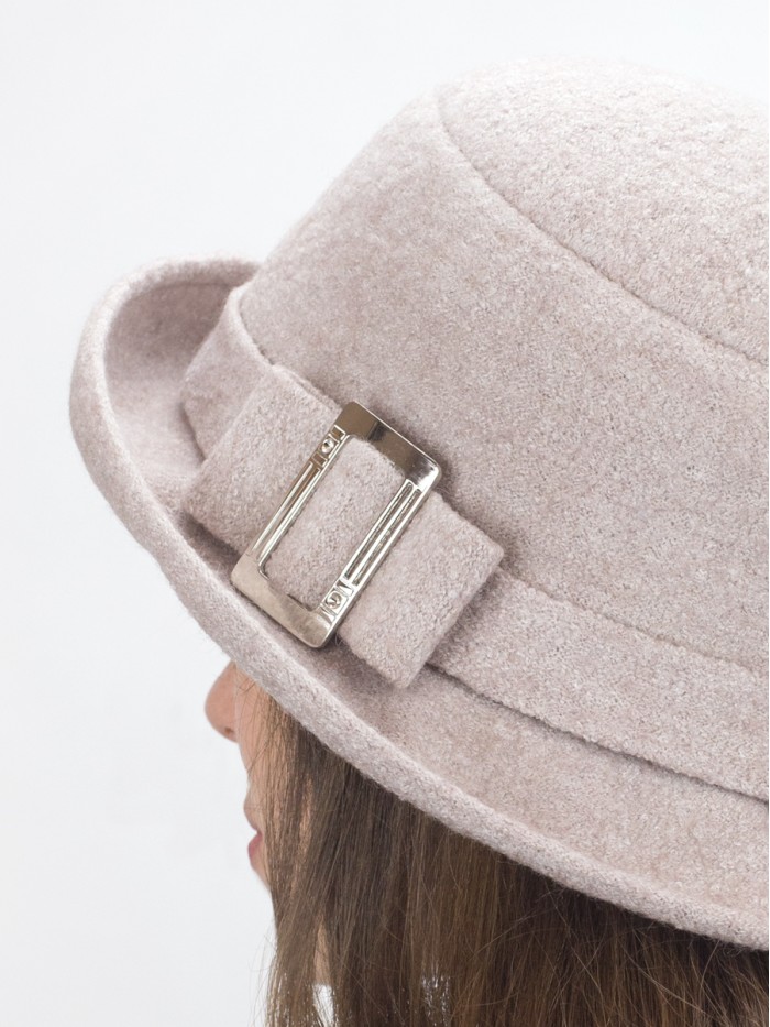 Оригинальная шляпа со стилизованным бантом цвет кофе со сливками Д-254/3