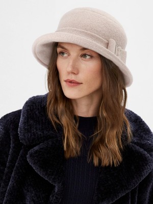 Оригинальная шляпа со стилизованным бантом цвет кофе со сливками Д-254/3