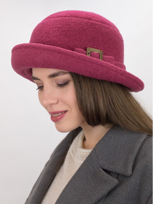 Демисезонная шляпа с больш...