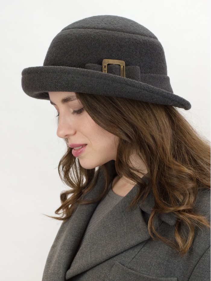 Демисезонная шляпа с большими полями серо-черный Д-254/3