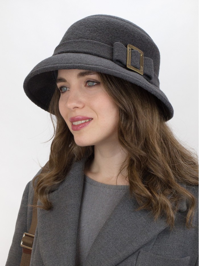 Демисезонная шляпа с большими полями серо-черный Д-254/3