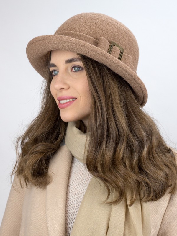 Оригинальная шляпа со стилизованным бантом цвет темно-бежевый Д-254/3