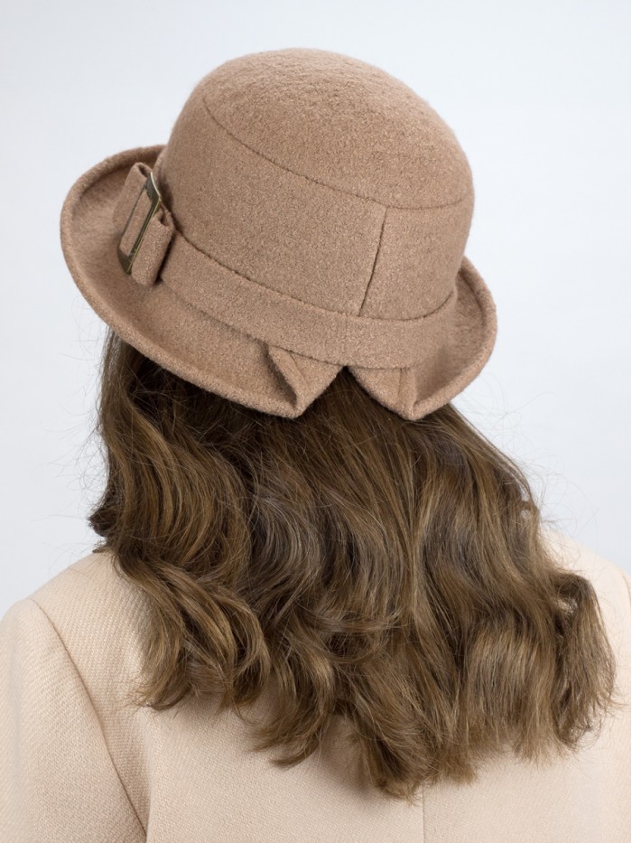 Оригинальная шляпа со стилизованным бантом цвет темно-бежевый Д-254/3