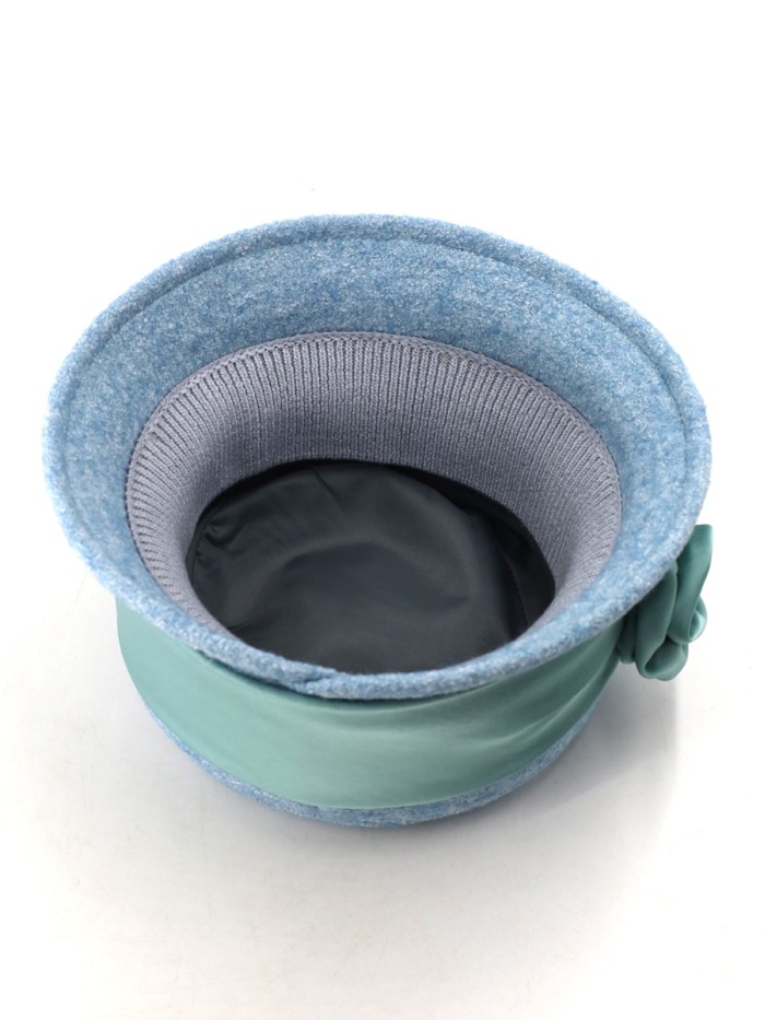 Шляпка с атласной лентой цвет небесный меланж Д-290