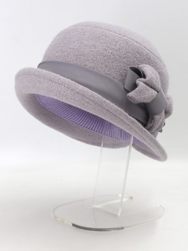 Шляпка со стилизованным бантом цвет лиловый Д-418