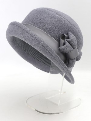 Шляпка со стилизованным бантом цвет темно-серый Д-418