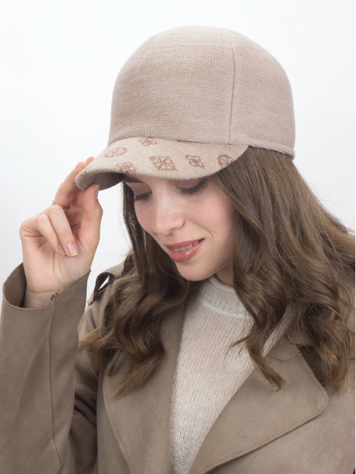 Бейсболка с оригинальным к...