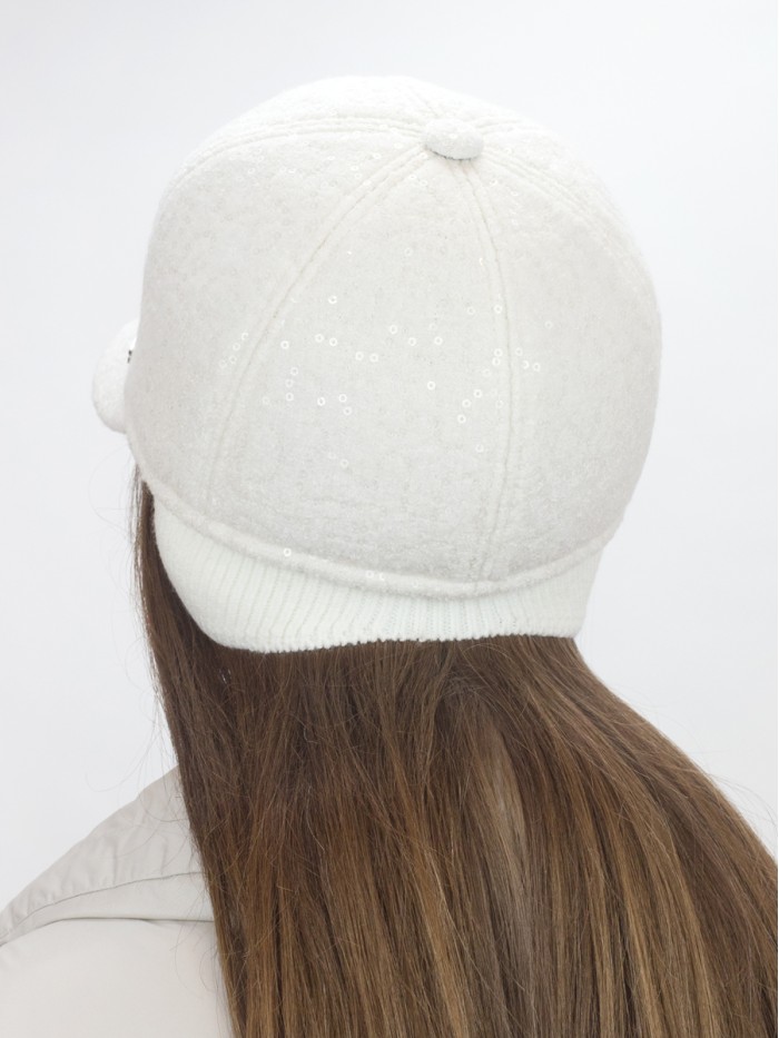 Гламурная бейсболка с пайетками цвет молочный Д-539НФ