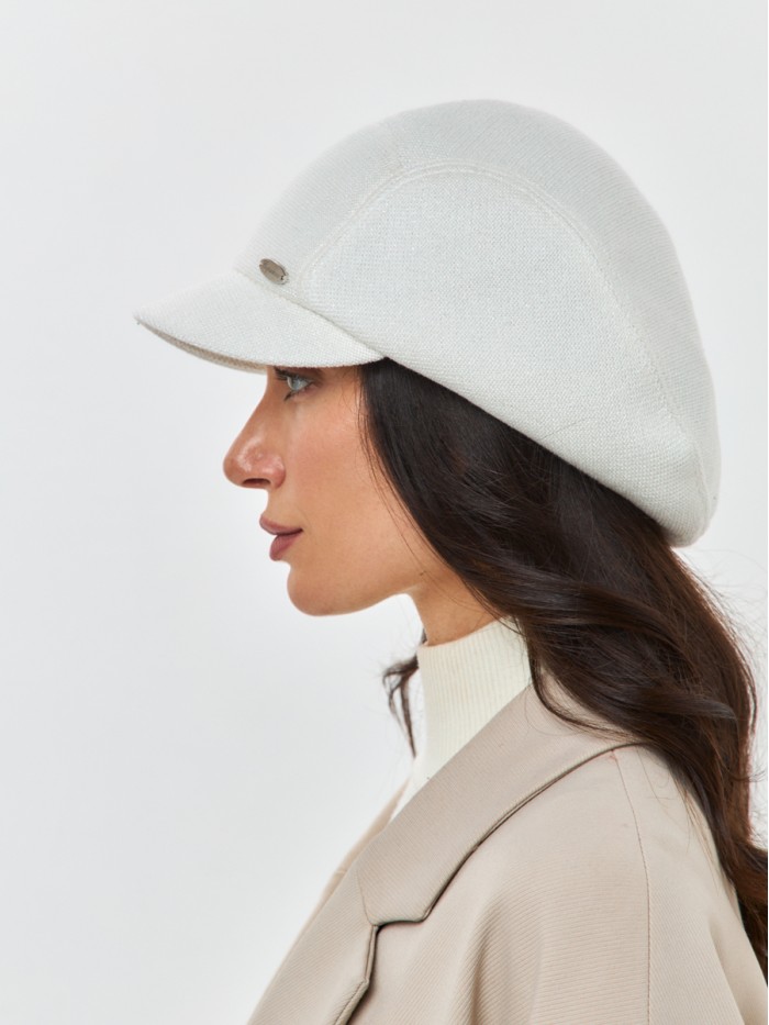 Элегантная кепка цвет  белый Д-543/2А