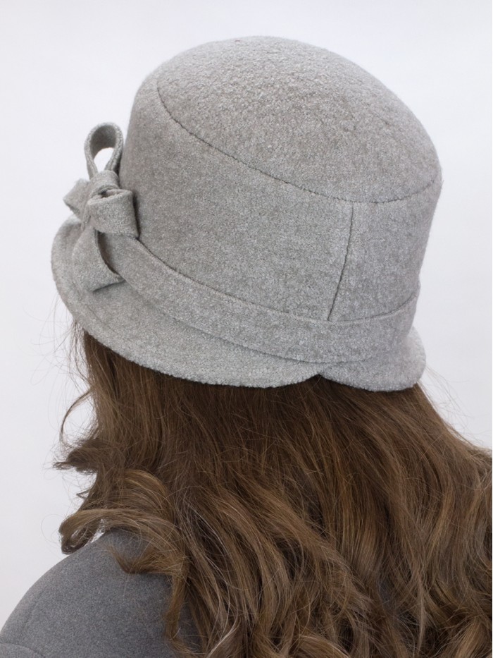 Шляпка с оригинальным бантом цвет серый меланж Д-552