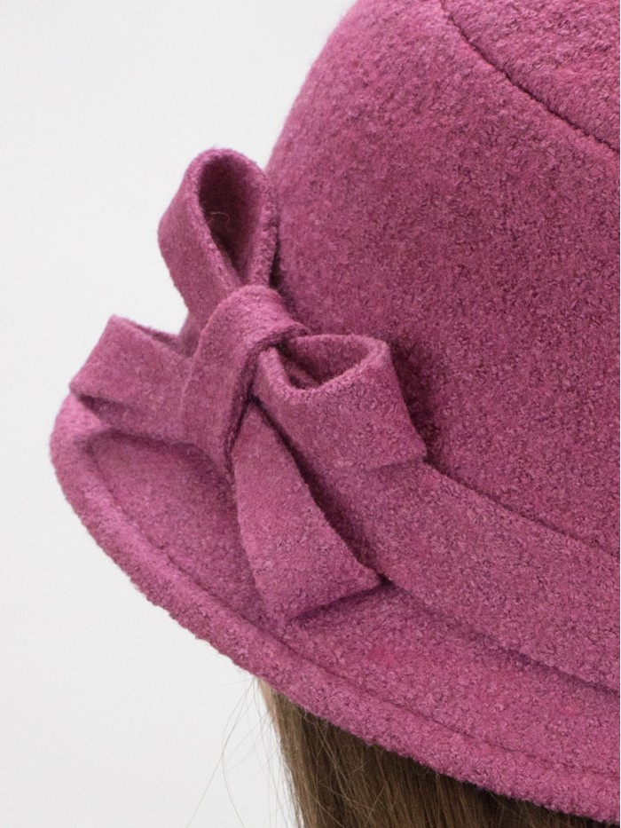 Шляпка с оригинальным бантом цвет темная лаванда  Д-552