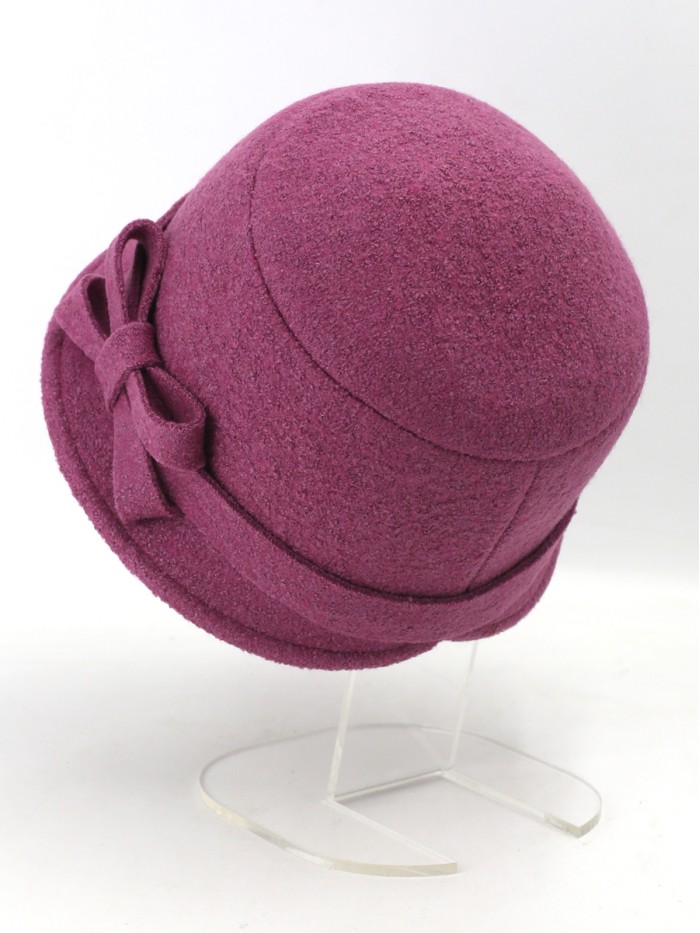 Шляпка с оригинальным бантом цвет темная лаванда  Д-552