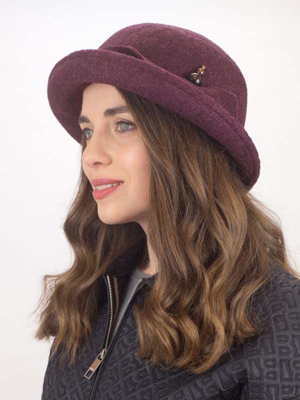 Шляпка с оригинальным декором цвет темно-бордовый Д-554 Шляпка с оригинальным декором цвет темно-бордовый Д-554