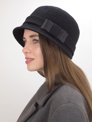 Шляпа со стилизованным бантом цвет черный Д-557/1