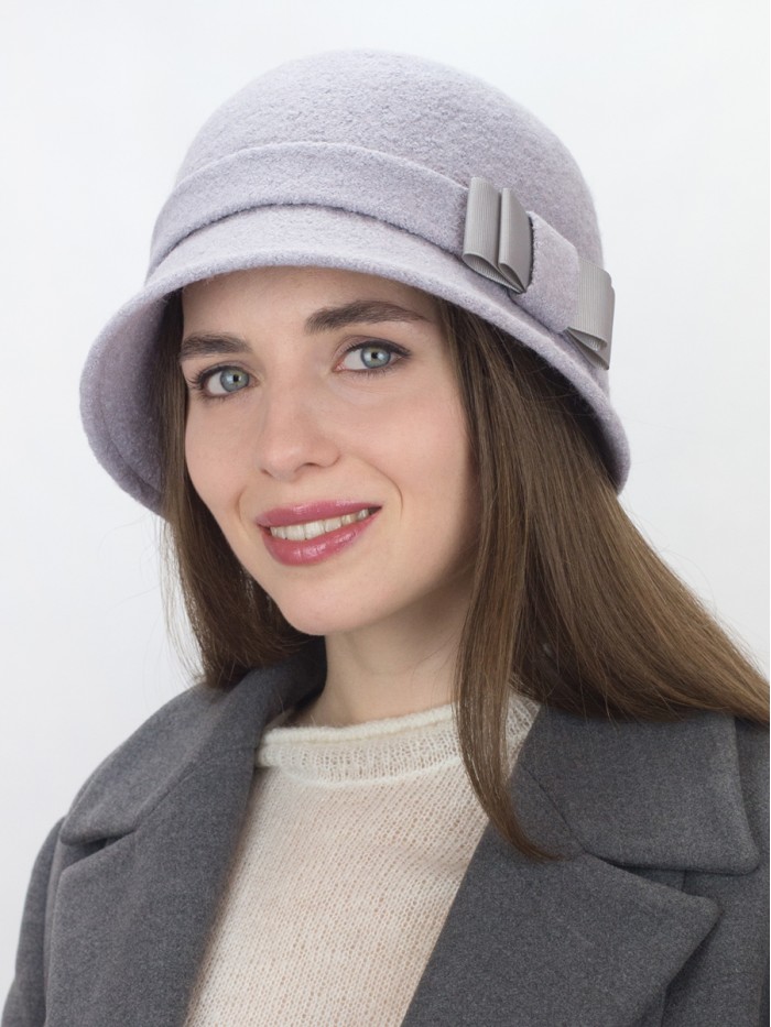 Шляпа со стилизованным бантом цвет лиловый Д-557/1