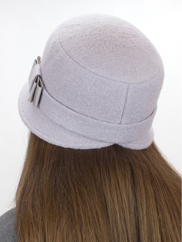 Шляпа со стилизованным бантом цвет лиловый Д-557/1