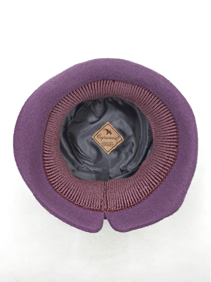Шляпа с оригинальным полем цвет лиловый Д-570