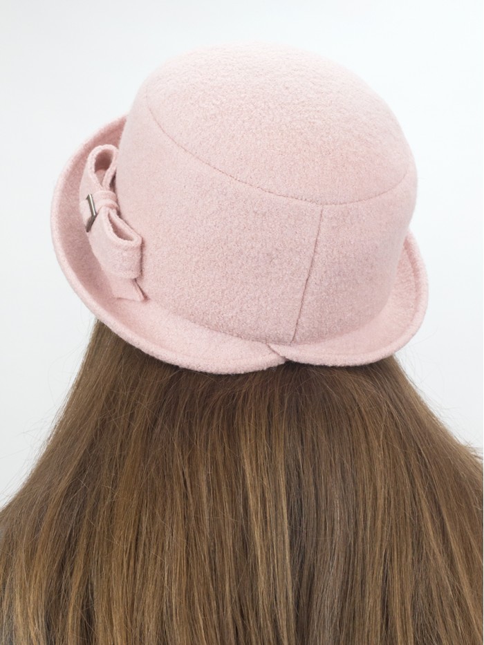 Шляпка со стилизованным бантом цвет персиковый Д-618В1