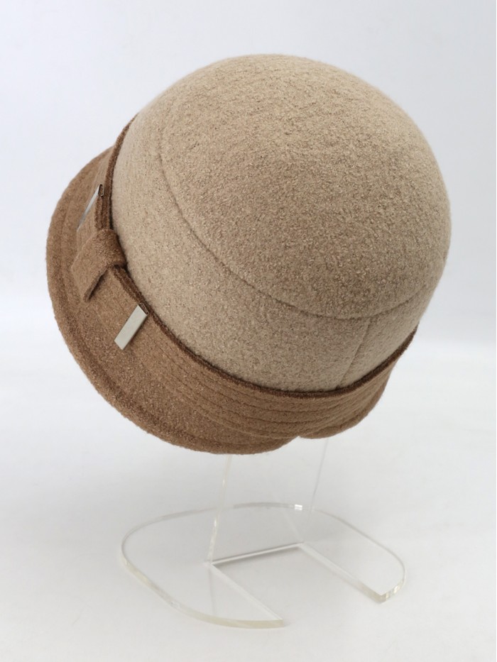 Шляпка "Клош" с декором цвет бежевый-темно-бежевый Д-651/9