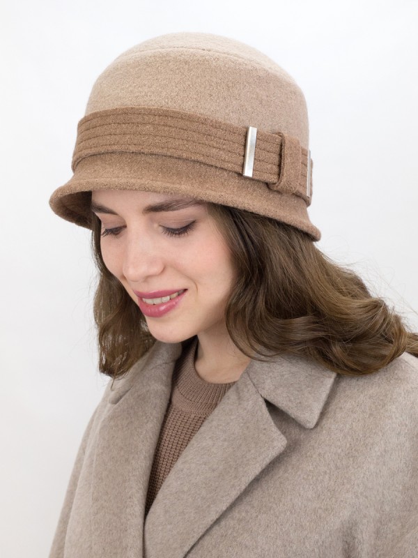 Шляпка "Клош" с декором цвет бежевый-темно-бежевый Д-651/9