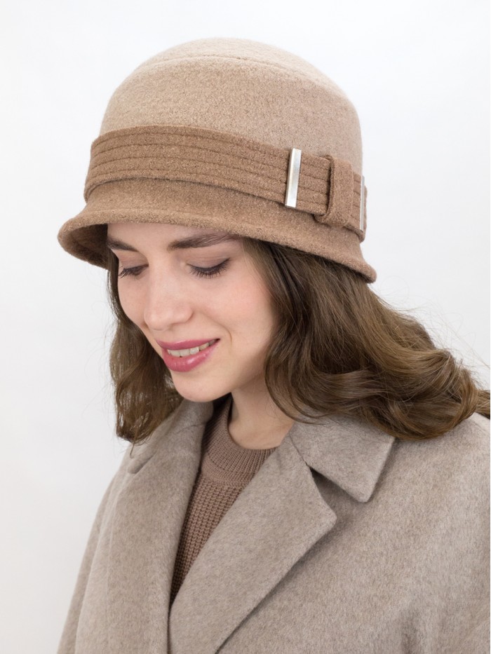 Шляпка "Клош" с декором цвет бежевый-темно-бежевый Д-651/9