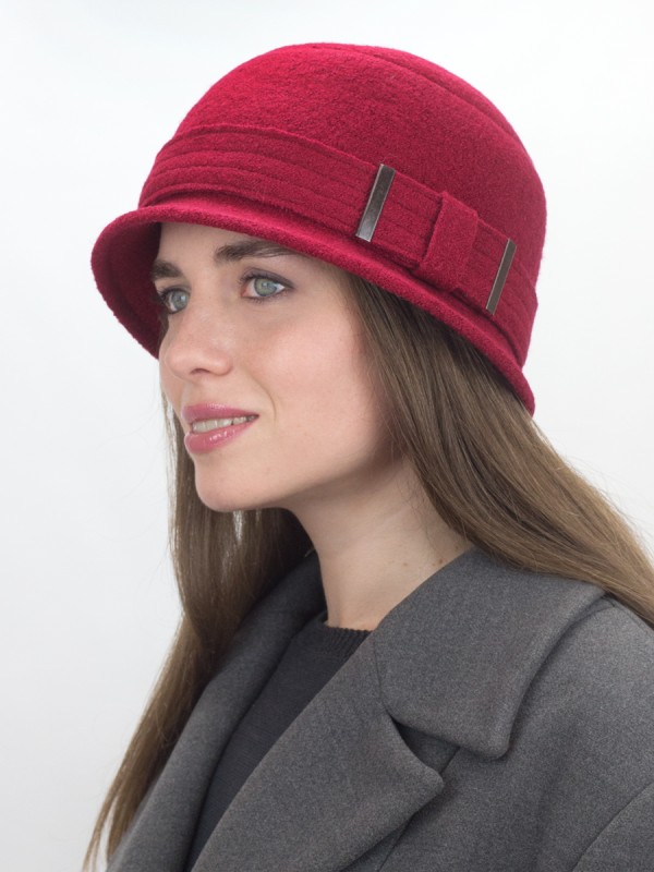 Шляпка "Клош" с декором цвет клюква Д-651/9