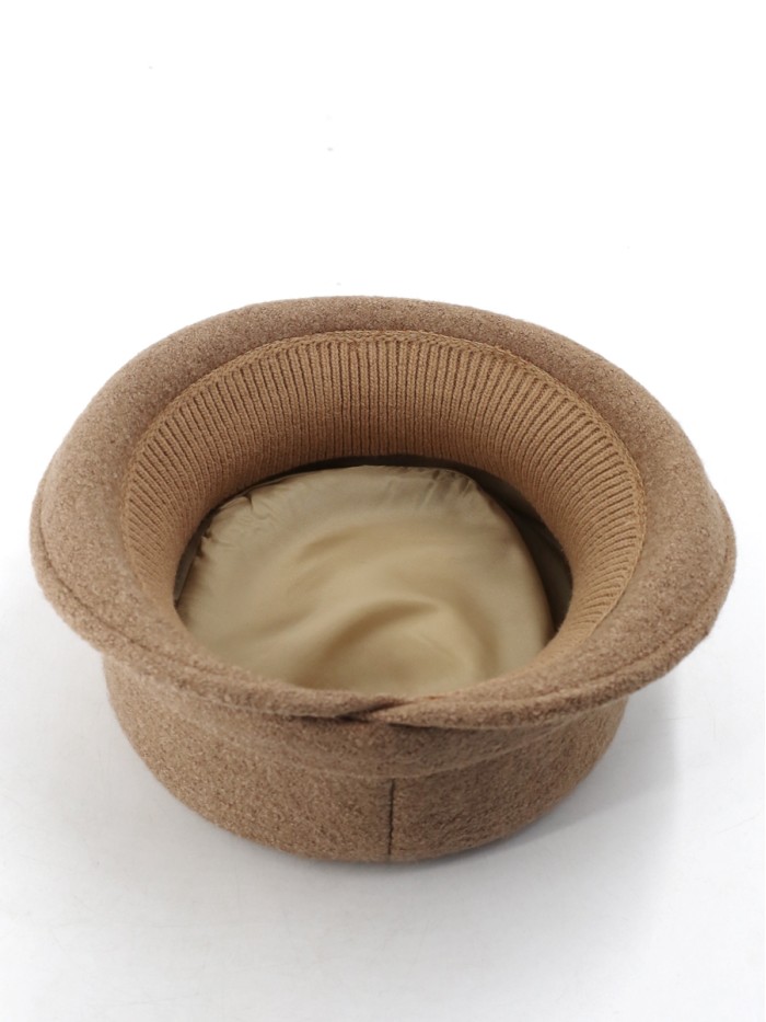 Шляпка с элегантным декором цвет темно-бежевый Д-653А