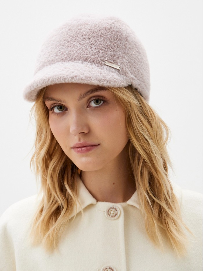 Женственная бейсболка из эко-меха жемчужного цвета Д-839УФ