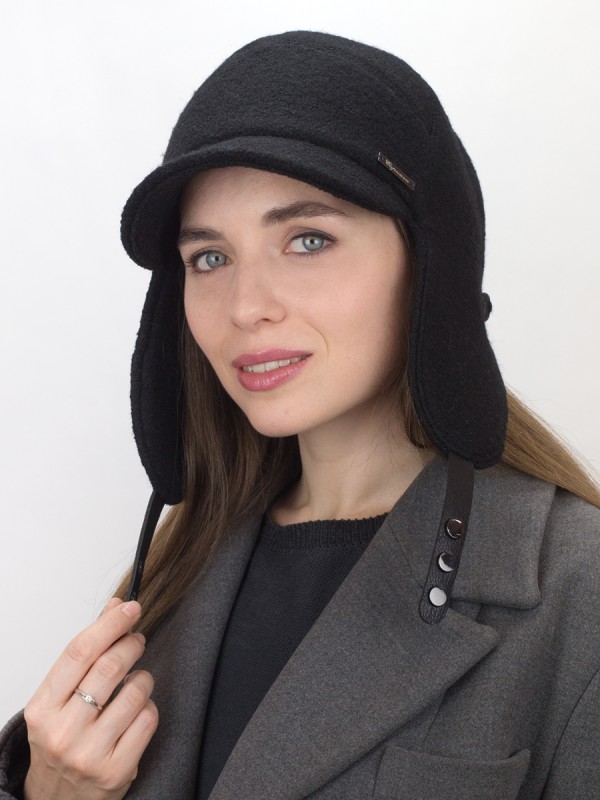 Демисезонная бейсболка с длинными ушками черного цвета Д-840/1Л