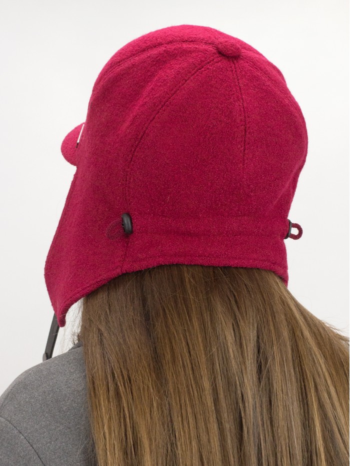 Демисезонная бейсболка с длинными ушками цвета клюква Д-840/1Л