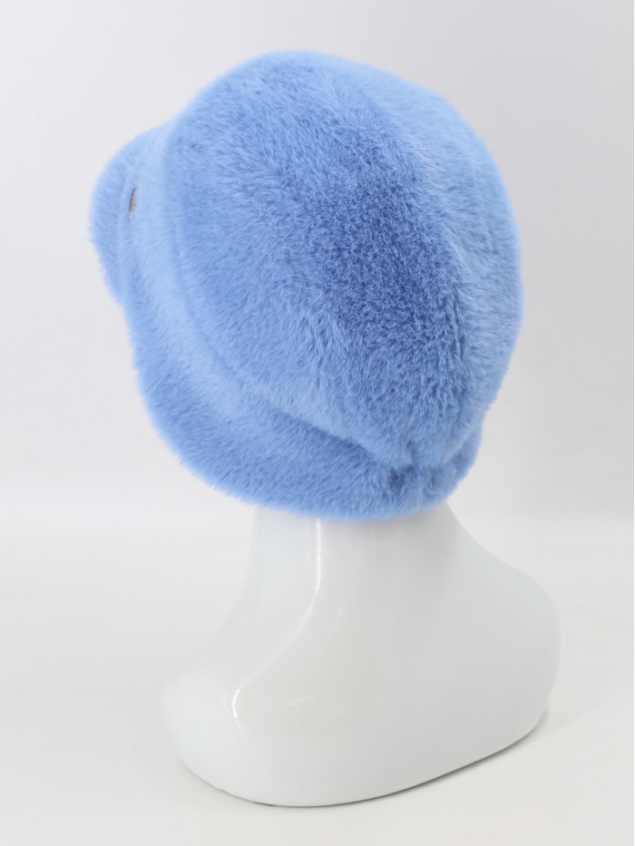 Шапка из эко-меха цвет голубой Д-848/1
