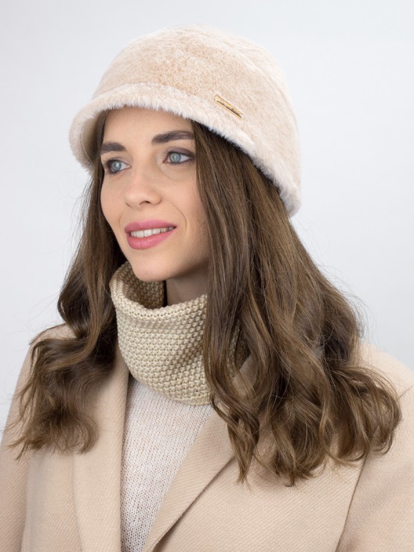 Комплект со снудом из эко-меха цвет кремовый Д-848/1К