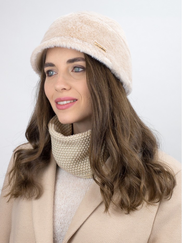 Комплект со снудом из эко-меха цвет кремовый Д-848/1К