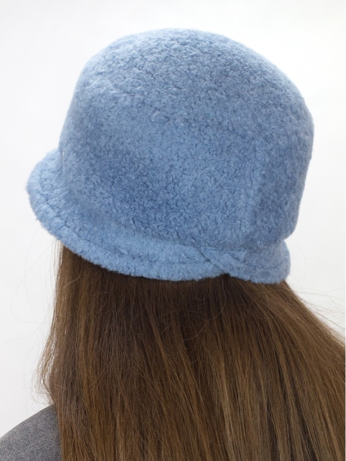 Шляпка с маленькими полями из эко-меха цвет голубой Д-851/1