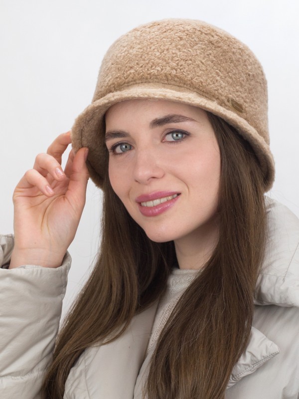 Шляпка с маленькими полями из эко-меха цвет светло-бежевый Д-851/1