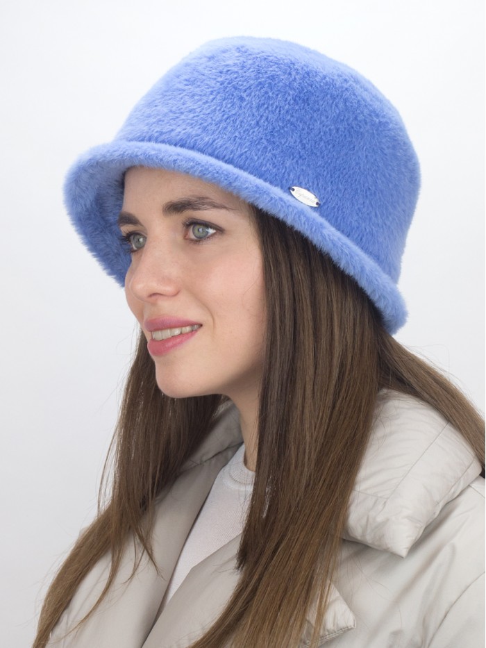 Шляпка с маленькими полями из эко-меха цвет голубой Д-851