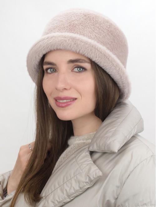 Шляпка из эко-меха цвет беж...