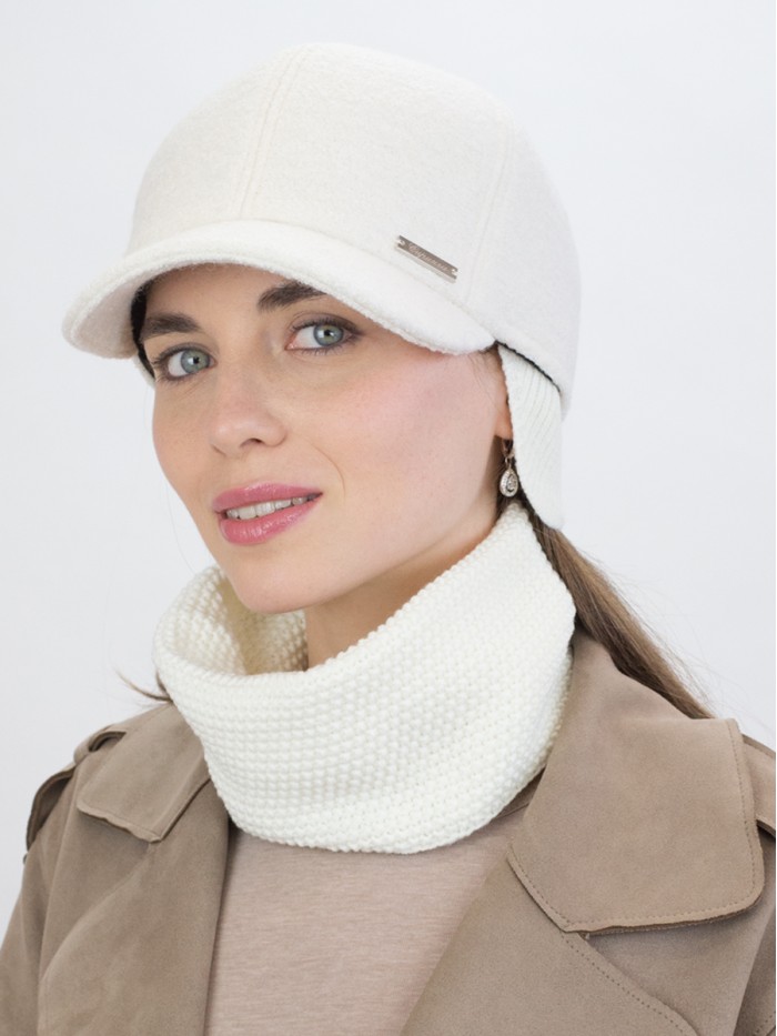 Комплект из бейсболки и снуда цвет молочный ДК-539