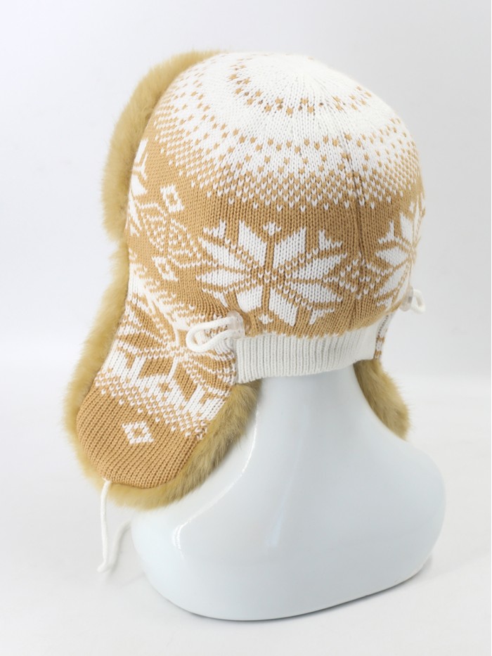 Ушанка с регулировкой размера молочного-бежевого цвета З-281/4