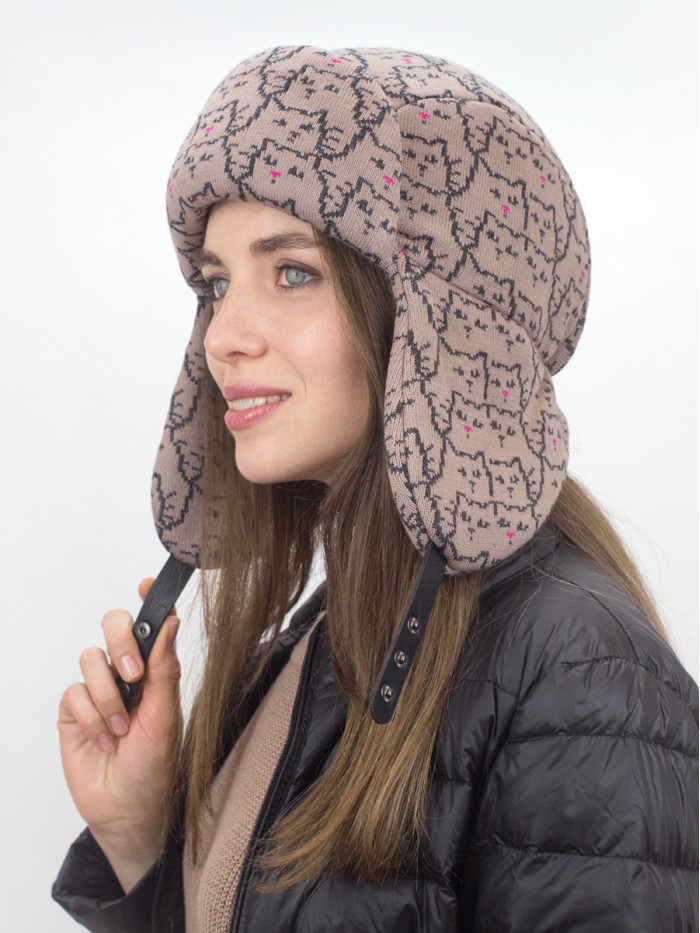Универсальная утепленная  трикотажная ушанка цвет бежевый-маренго З-815/4
