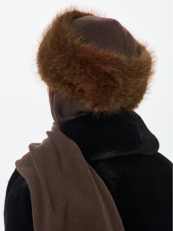Комбинированная шапочка из эко меха в "Русском стиле" коричневого цвета З-818/1
